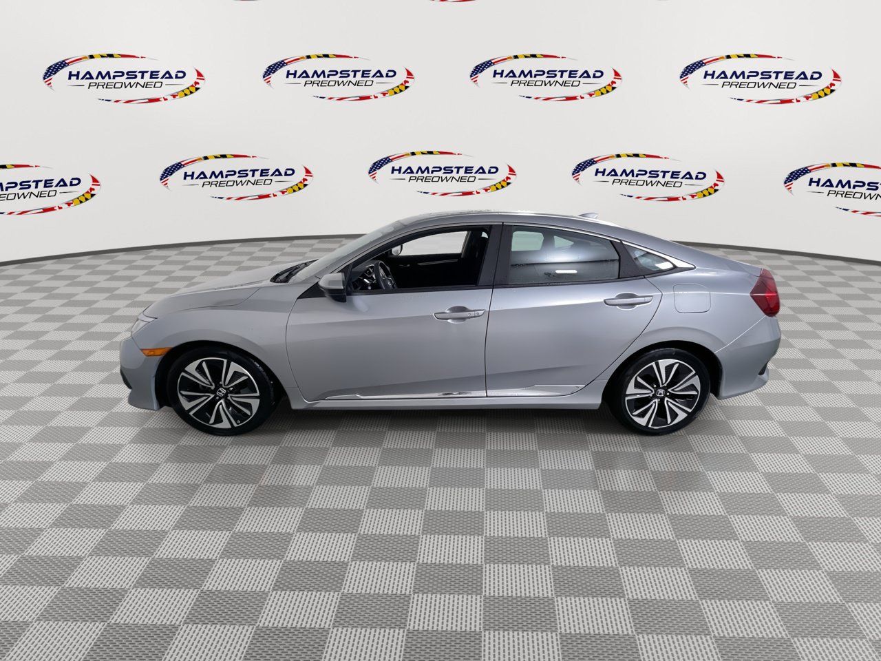 Used 2017 Honda Civic EX-T image 5