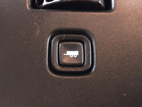 Used 2021 Chevrolet Express 2500 w/ Driver Convenience Package image 22