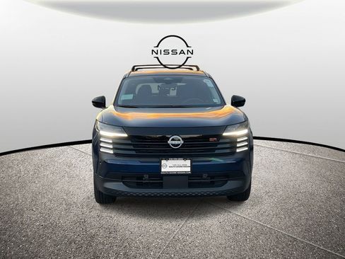 New 2026 Nissan Kicks SR w/ Cold Weather Package image 2