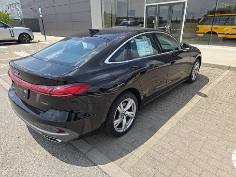 Used 2025 Audi A5 2.0T Premium w/ Convenience Package AWD/4WD image 5