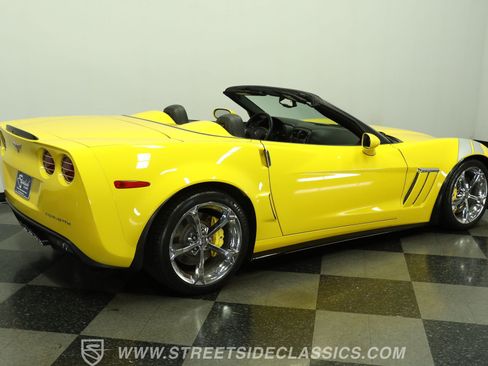 Used 2012 Chevrolet Corvette Grand Sport w/ 2LT Preferred Equipment Group RWD image 12