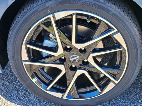 New 2025 Nissan Sentra SR w/ SR Premium Package image 8