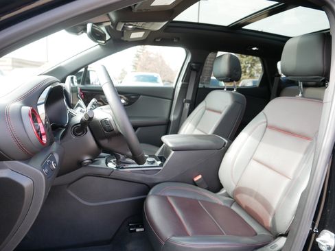 Certified 2025 Chevrolet Blazer RS w/ Enhanced Convenience Package image 34