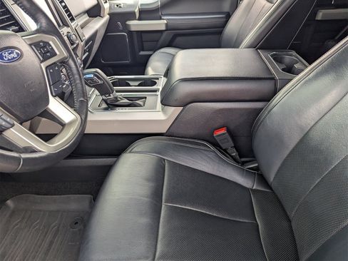 Used 2020 Ford F150 Lariat image 15