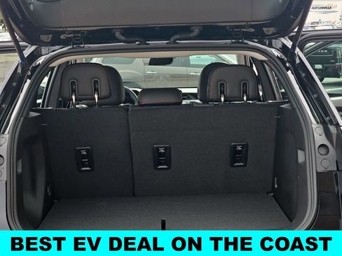 New 2027 Chevrolet Bolt RS w/ Technology Package FWD image 12