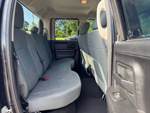 Used 2015 RAM 1500 ST w/ SXT Appearance Group AWD/4WD image 17
