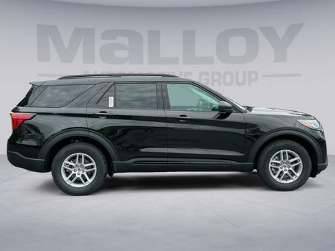 Used 2026 Ford Explorer Active AWD/4WD image 6