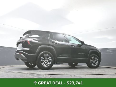 Used 2025 Chevrolet Equinox LT FWD image 25