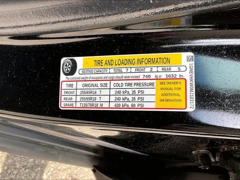 Certified 2021 Chevrolet Traverse LT AWD/4WD image 36