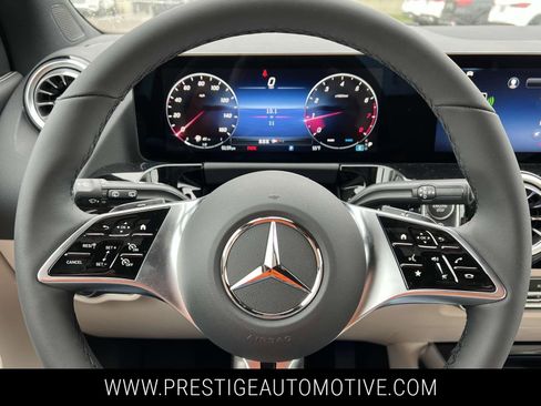 Used 2025 Mercedes-Benz GLA 250 4MATIC image 19