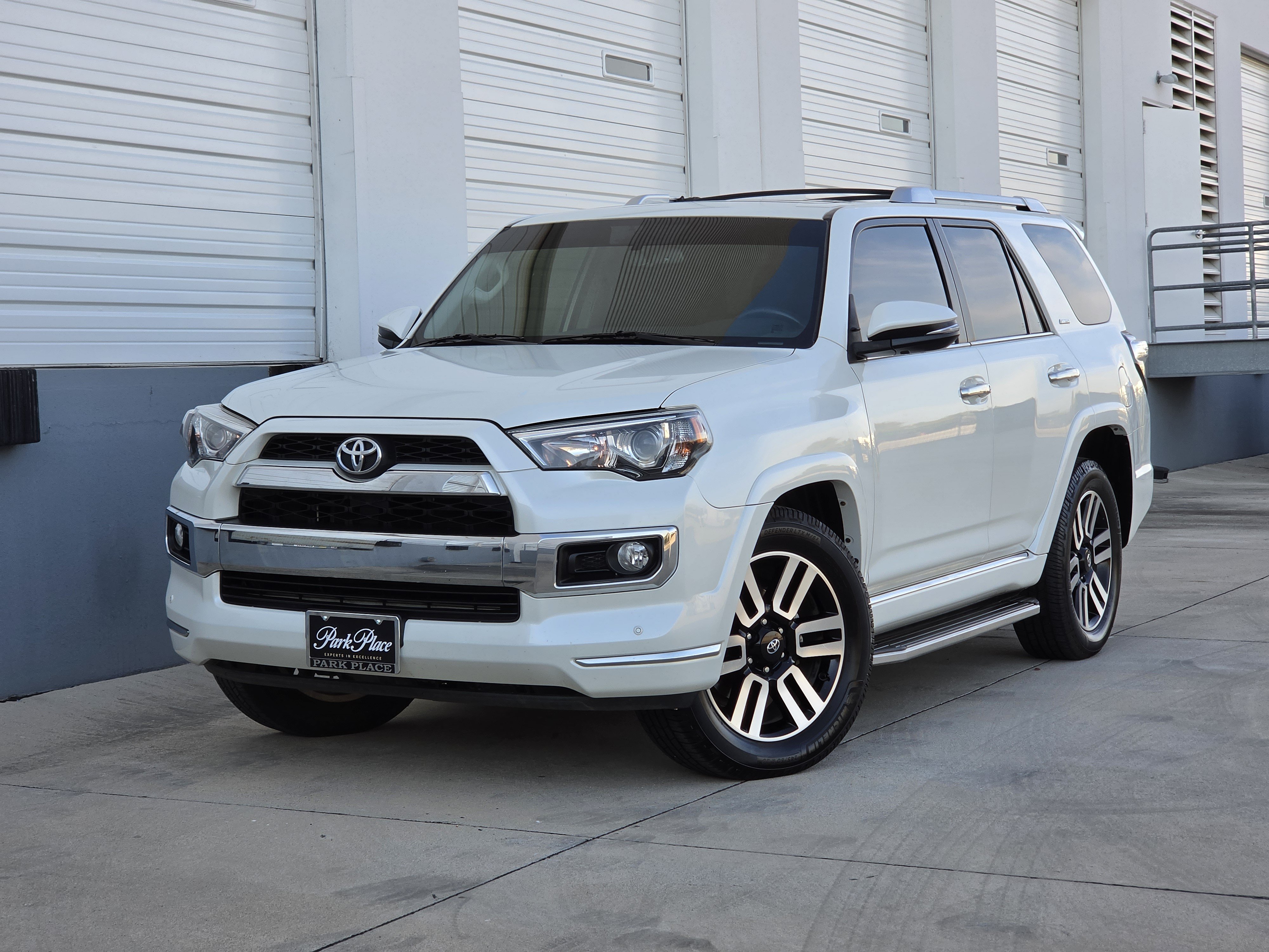 Used 2019 Toyota 4Runner Limited RWD image 1