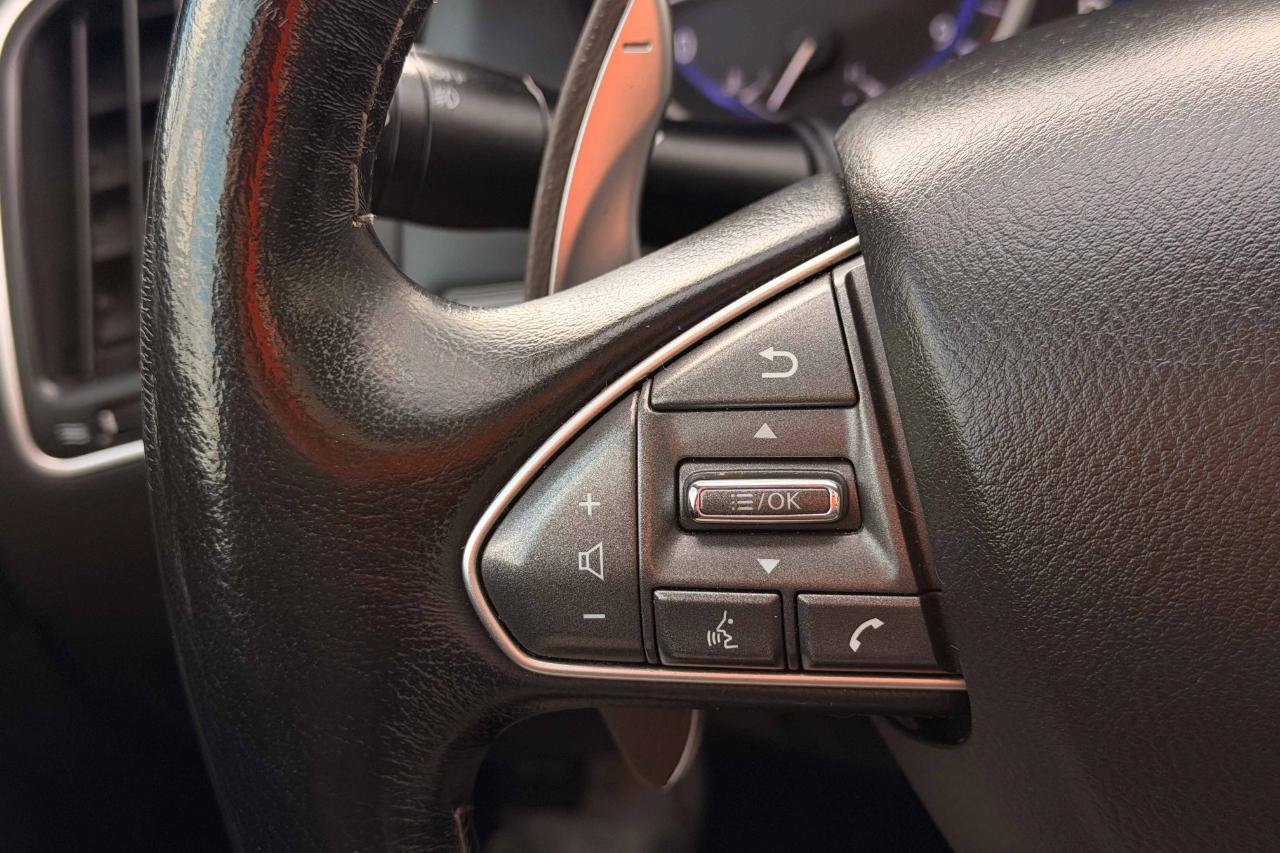 Used 2015 INFINITI Q50 AWD w/ Moonroof Package image 22