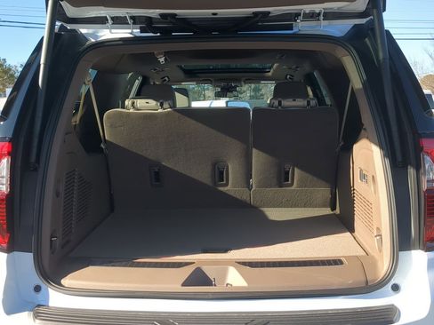 New 2026 GMC Yukon XL Denali w/ Sun & Power Step Package image 27