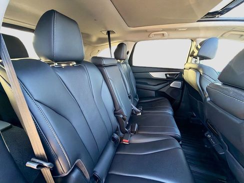 Used 2025 Acura MDX SH-AWD w/ Technology Package image 29
