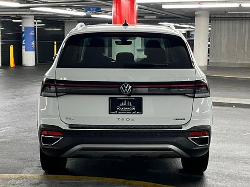 New 2026 Volkswagen Taos SEL AWD/4WD image 34