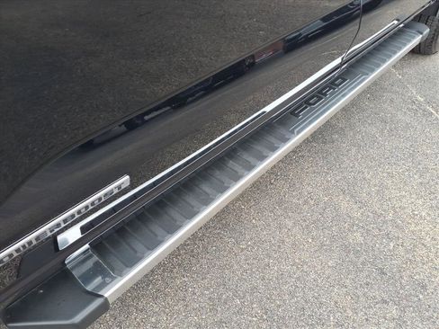 Used 2025 Ford F150 XLT w/ Equipment Group 302A MID image 9