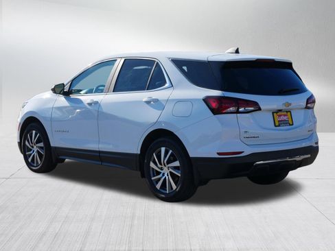 Used 2023 Chevrolet Equinox LT AWD/4WD image 5