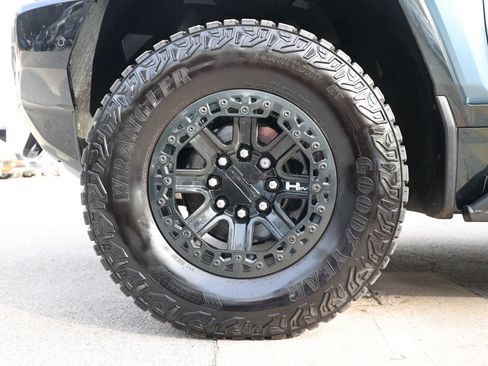 Used 2024 GMC Hummer EV 3X w/ Omega Edition image 69