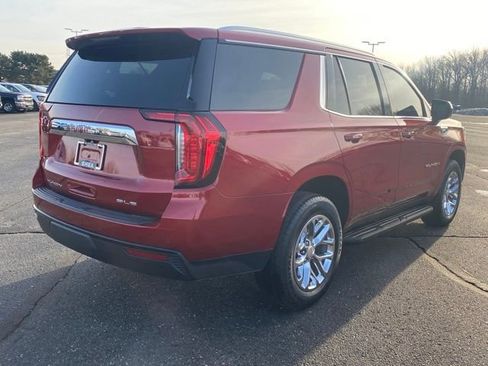 Used 2024 GMC Yukon SLE image 4