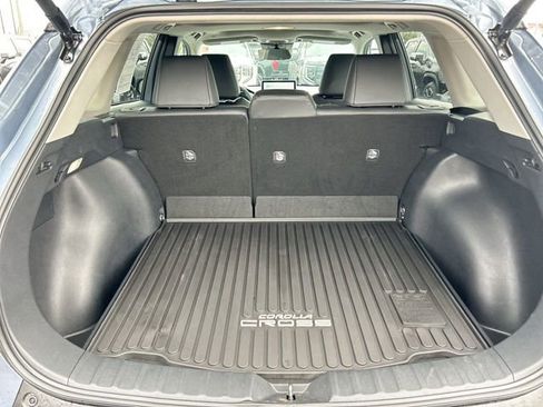 Used 2026 Toyota Corolla Cross XLE w/ Convenience Package image 10