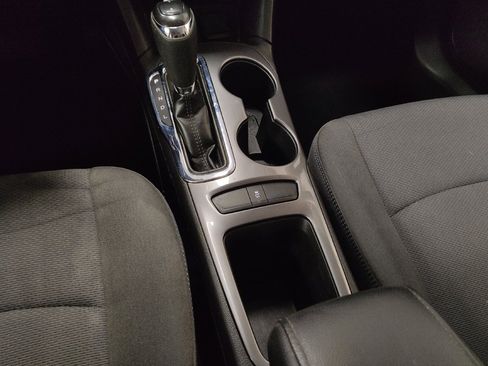 Used 2018 Chevrolet Cruze LT FWD image 26