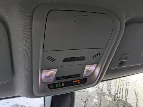 Used 2019 Chevrolet Blazer LT w/ Sound & Technology Package image 20