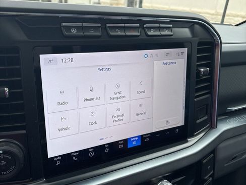 Used 2024 Ford F250 Limited w/ FX4 Off-Road Package image 5