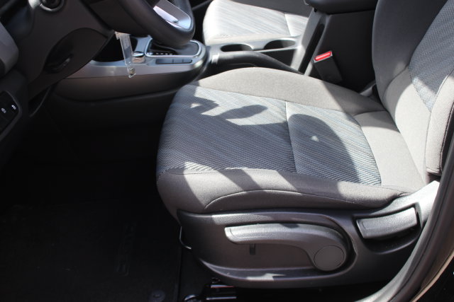 Certified 2025 Kia Seltos LX AWD/4WD image 20