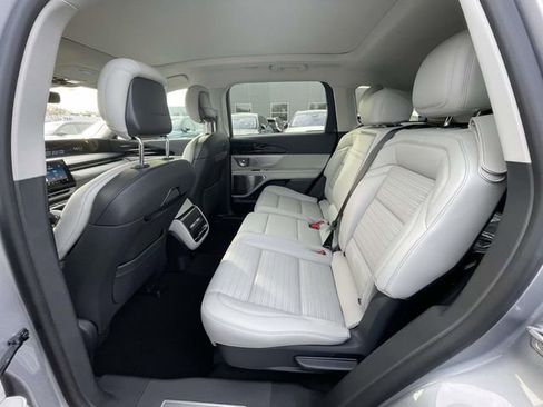 New 2026 Lincoln Nautilus Reserve AWD/4WD image 7