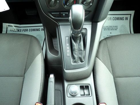 Used 2014 Ford Focus S image 25