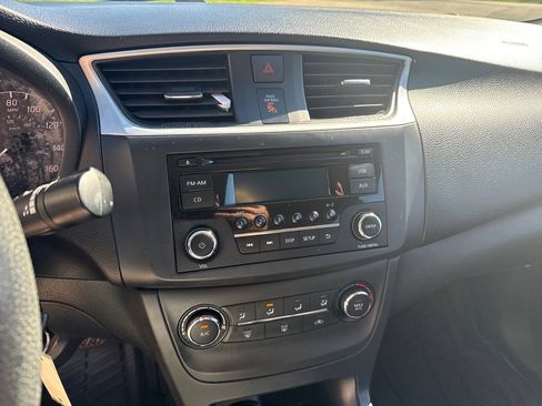 Used 2016 Nissan Sentra S FWD image 15