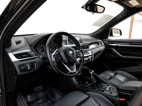 Used 2018 BMW X1 sDrive28i image 3