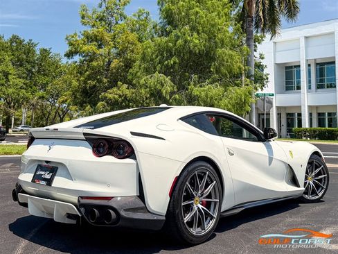 Used 2019 Ferrari 812 Superfast RWD image 55
