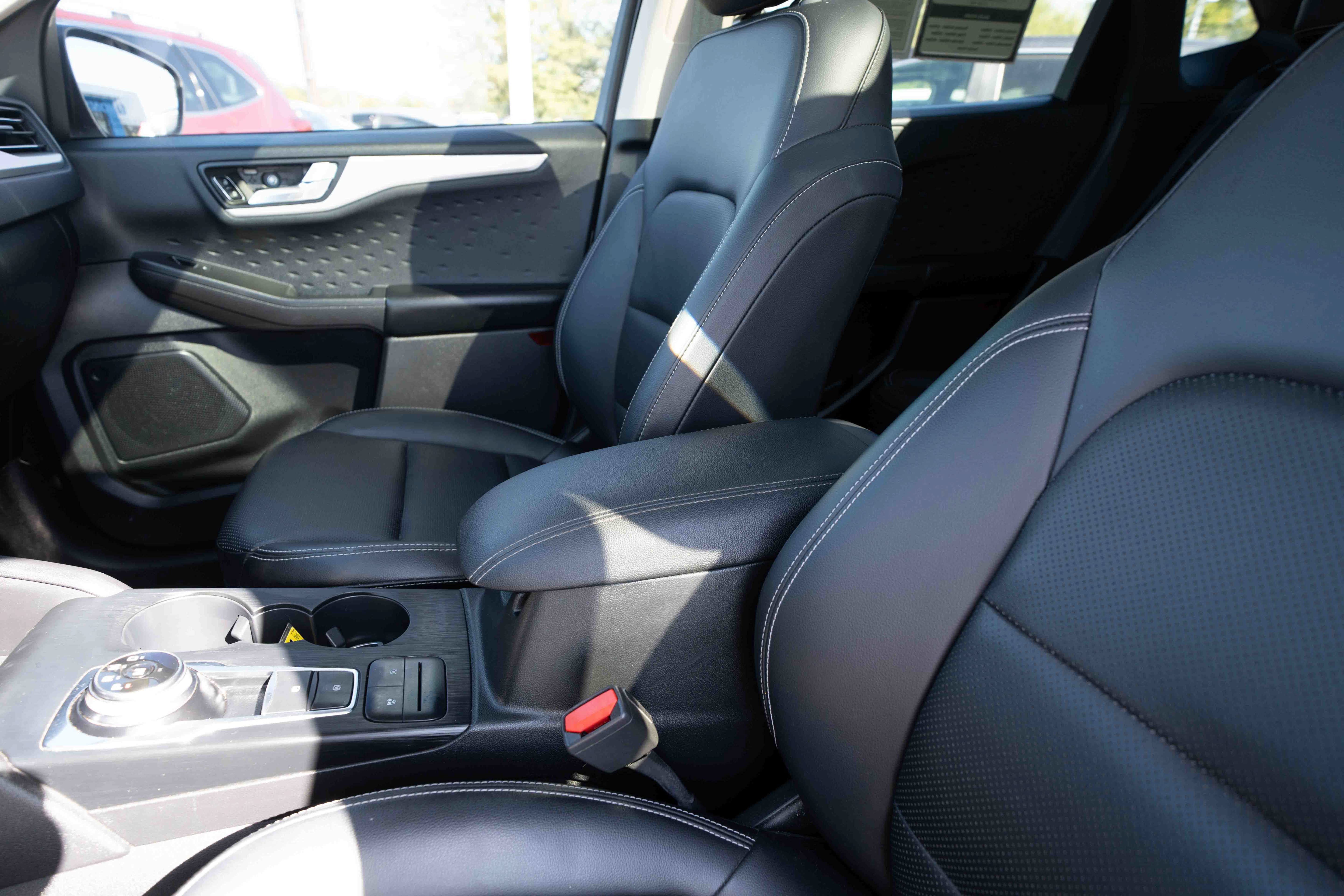Used 2020 Ford Escape SEL AWD/4WD image 10