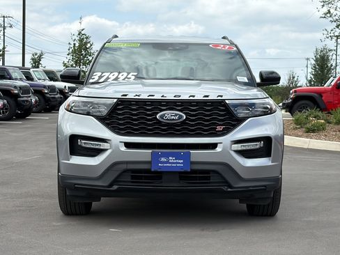 Used 2023 Ford Explorer ST AWD/4WD image 2