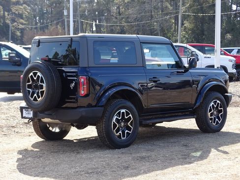 Used 2021 Ford Bronco Outer Banks image 3