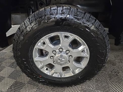 Used 2020 RAM 2500 Laramie image 13