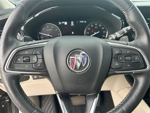 Used 2022 Buick Envision Avenir w/ Technology Package II image 22