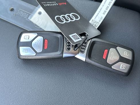 Used 2023 Audi Q5 2.0T Premium Plus w/ Premium Plus Package AWD/4WD image 26