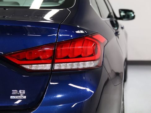 Used 2018 Genesis G80 3.8 w/ Option Group 02 image 14