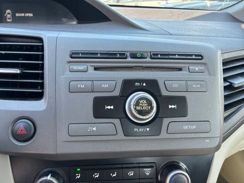 Used 2012 Honda Civic LX image 9