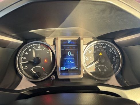 Used 2023 Toyota Tacoma SR5 image 9