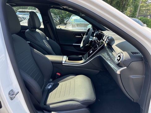 New 2025 Mercedes-Benz C 300 4MATIC Sedan image 13