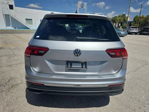 Used 2024 Volkswagen Tiguan S FWD image 4