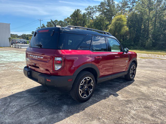 Used 2025 Ford Bronco Sport Outer Banks w/ Outer Banks Tech Package+ AWD/4WD image 3