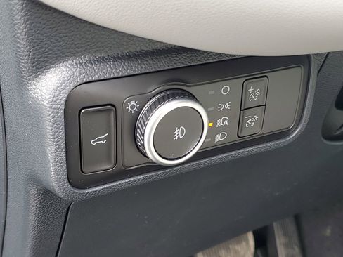 New 2026 Ford Explorer Active image 10