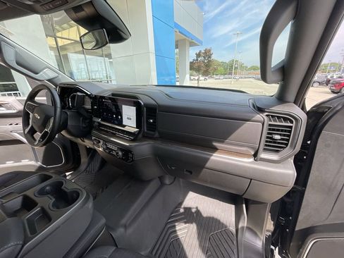 Certified 2023 Chevrolet Silverado 1500 LT AWD/4WD image 29