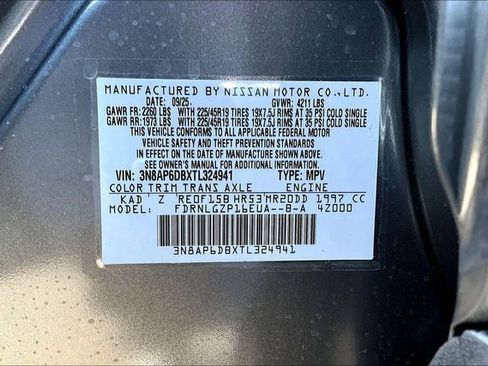 New 2026 Nissan Kicks SR image 8