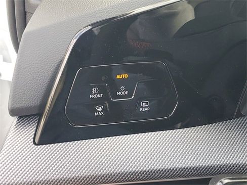 New 2026 Volkswagen GTI SE image 28