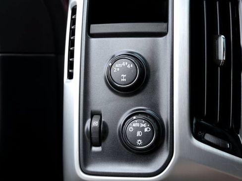 Used 2018 GMC Sierra 1500 SLT w/ Texas SLT Premium Package AWD/4WD image 41